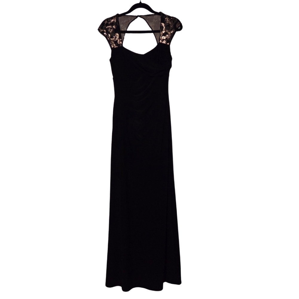 Lauren Ralph Lauren Evening Black Gown Size 4 Sequin Lace Shoulders